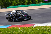 Advanced 2 Group Black Bikes